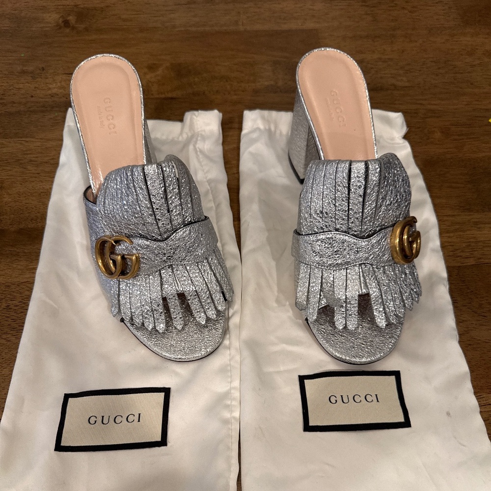 Gucci Silver Metallic GG Fringe Mule Heels | Size 39